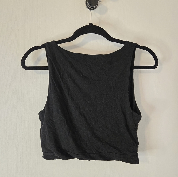 COTTON ON - size M crop top - Picture 2 of 2